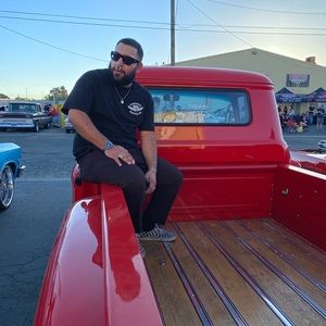 Meet your Posher, Andres